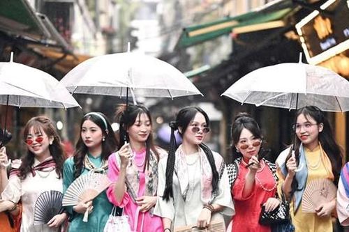 Chuyện những người trẻ sợ Tết