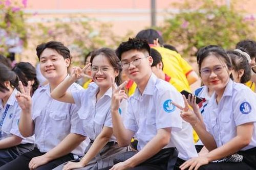 Tìm giải pháp nâng cao chất lượng hoạt động Chi hội Sinh viên trên địa bàn TP. HCM