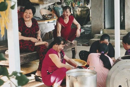 Cơm nhà ngày có giỗ