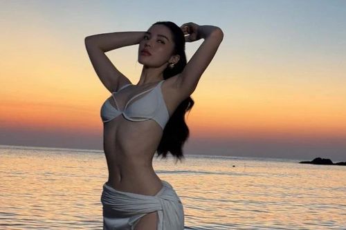Ngắm đường cong quyến rũ, đẹp không rời mắt của Hoa hậu Kỳ Duyên