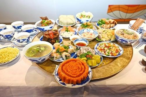 Talk show 'Cơm nhà và cỗ Tết': Lan tỏa giá trị di sản ẩm thực Hà Nội
