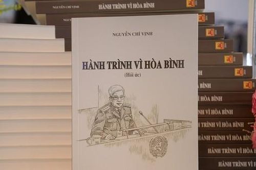 'Hành trình vì hòa bình' của tướng Vịnh và đội quân mũ nồi xanh