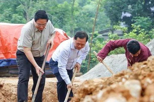 Thủ tướng: Xóa nhà tạm nhà dột nát, khó khăn, thách thức mấy cũng phải vượt qua