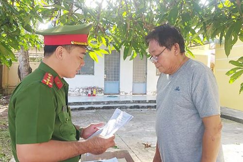 Người đàn ông 65 tuổi gây án giết người ngay tiệm tạp hóa của mình