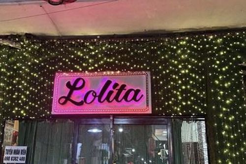 Nhà hàng Lolita cho phép nhân viên nữ 'bán dâm' cho khách