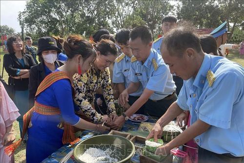 Tổ chức nhiều hoạt động ý nghĩa, ấm tình quân dân, đón Tết Nguyên đán