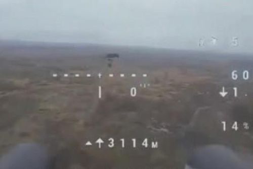 UAV Ukraine gắn 'vũ khí lạ' lần đầu bắn hạ UAV, truy đuổi bộ binh Nga