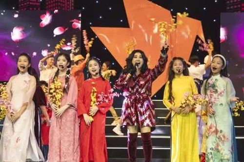 Gala Việc tử tế Tết 2025: 'Yêu lắm Việt Nam ơi'