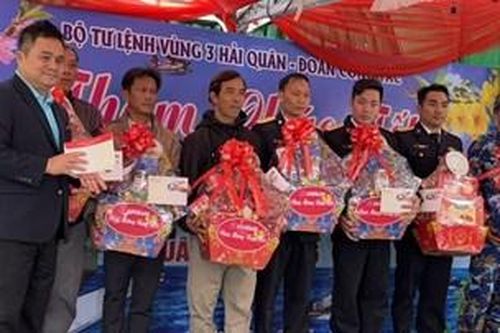 Đem mùa xuân sớm đến các đảo Cồn Cỏ và Lý Sơn