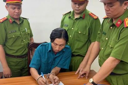 Tạm giữ 2 đối tượng liên quan vụ ẩu đả khi tham gia giao thông