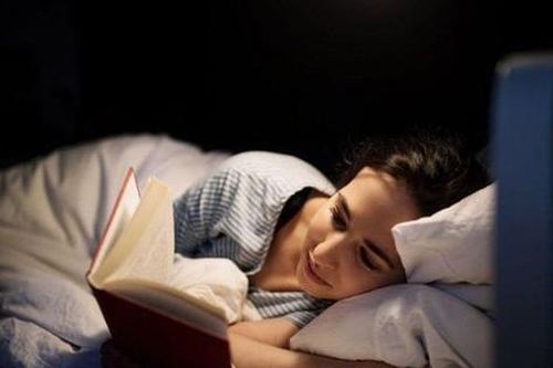 Trẻ trung nhờ thói quen buổi tối giúp ngủ ngon...