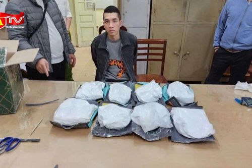 'Ngụy trang' hơn 7kg ketamine trong thực phẩm chức năng từ nước ngoài về Việt Nam