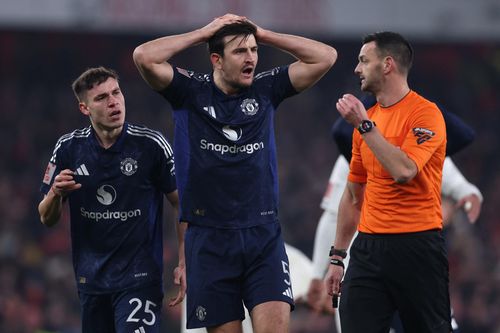 Maguire châm ngòi cho xô xát giữa MU và Arsenal