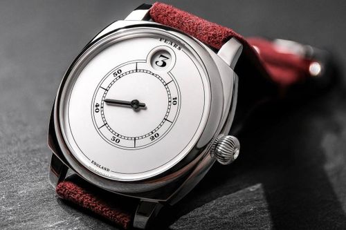 Đồng hồ vỏ bạc 100 năm mới xuất hiện