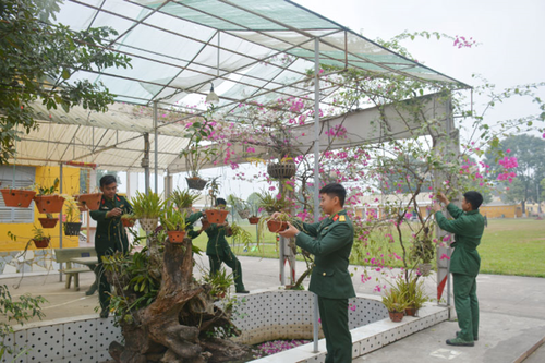 Hành trang ngày trở về