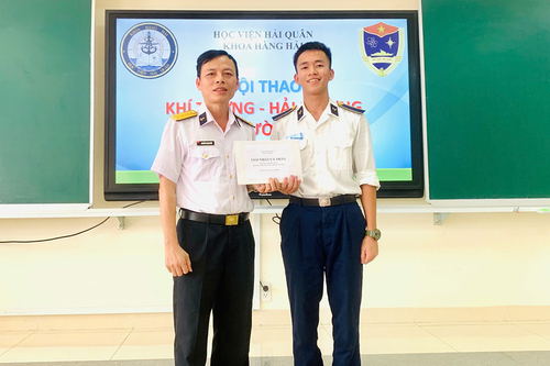 Gương sáng học tập, luyện rèn