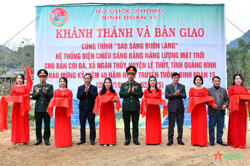 Binh đoàn 15 khánh thành, bàn giao công trình 'Sao sáng buôn làng'