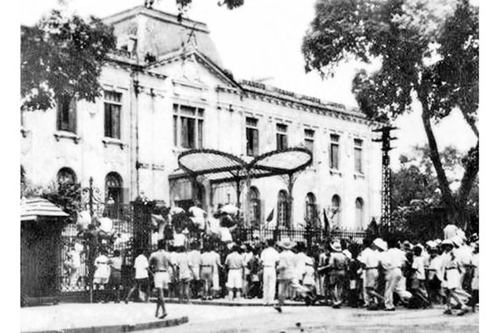 Nghệ thuật chọn thời cơ khởi nghĩa giành chính quyền của Đảng trong cao trào giải phóng dân tộc