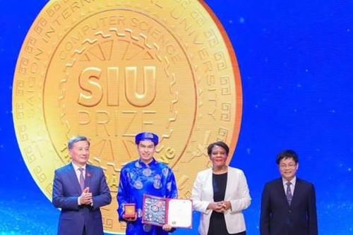 Tiến sĩ trẻ lĩnh vực Khoa học máy tính giành giải Nhất giải 'SIU Prize Computer Science' với mức thưởng 2 tỷ đồng