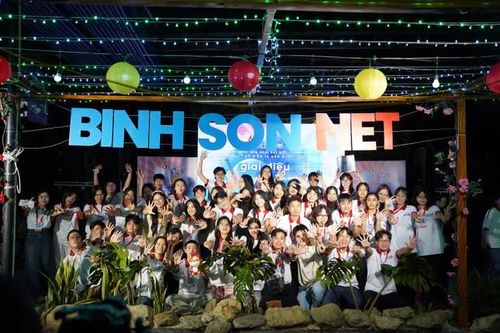 16 năm 'giữ lửa yêu thương' của những bạn trẻ mê thiện nguyện