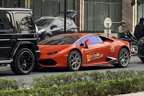 Đại gia Nghệ An 'cưỡi bò' Lamborghini Huracan biển tứ quý ở Hà Nội