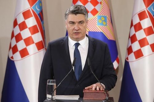 Tổng thống Croatia Zoran Milanovic tái đắc cử trong sự chia rẽ về chính trị