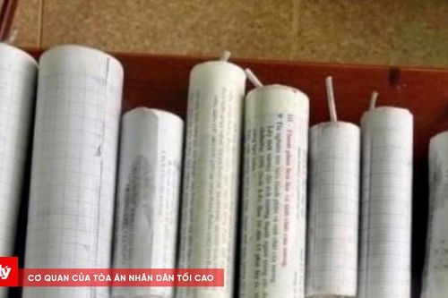 Học sinh chế tạo pháo bán chơi Tết