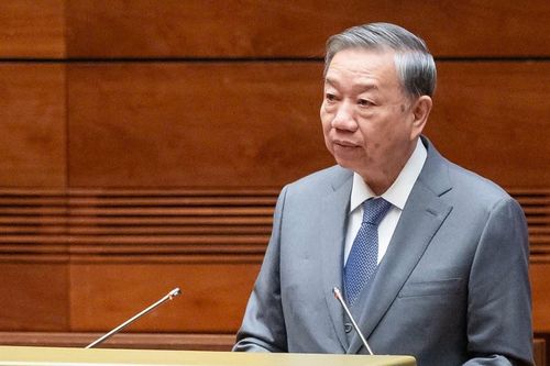 Tổng Bí thư: Loại bỏ ngay tình trạng 'trên rải thảm, dưới rải đinh'