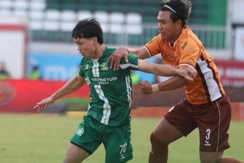 Thái độ của Công Phượng khi ghi bàn vào lưới HAGL; Đặng Văn Lâm cản luân lưu, Ninh Bình vào tứ kết Cúp Quốc gia