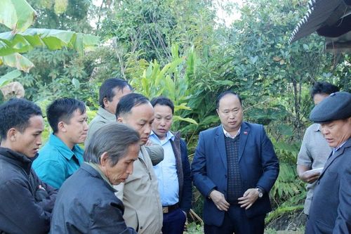Hỗ trợ gia đình các nạn nhân vụ tai nạn tại Kỳ Sơn