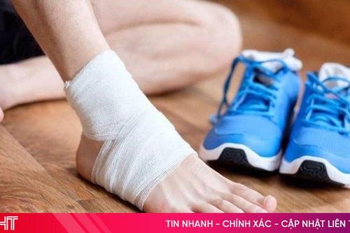 Cảnh giác chấn thương cổ chân khi chơi pickleball