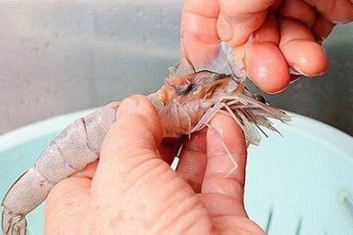Đi chợ thấy loại tôm này, rẻ đến mấy cũng chớ mua kẻo 'rước bệnh'