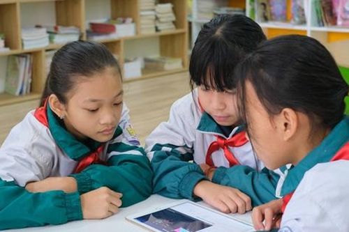Hình thành nhân cách cho học sinh thời đại mới