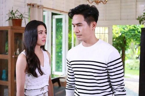 Cuộc sống gia đình tôi tưởng chừng như êm đềm, vậy mà một lần nữa tôi lại bị cuốn vào 'cơn bão' do vợ cũ của chồng tạo ra