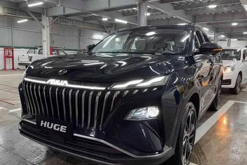 Loạt ô tô Dongfeng trình làng tại Việt Nam: Có cả xe điện, hybrid và xe xăng