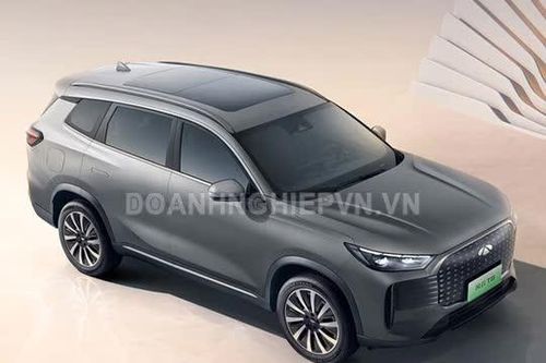 SUV 7 chỗ tiêu thụ chỉ 1,30 lít xăng/100 km, giá ngang Hyundai Grand i10