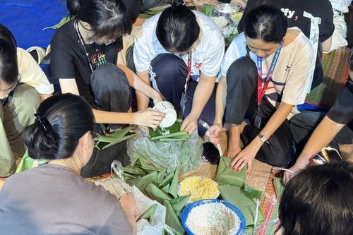 Xuân yêu thương, gắn kết