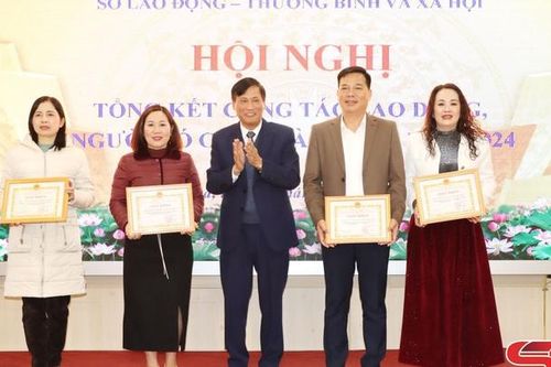 Thực hiện tốt công tác lĩnh vực lao động, người có công và xã hội