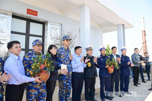 Xuân về trên biển đảo Đông Bắc Tổ quốc