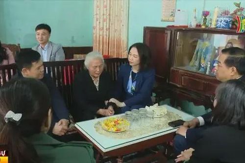 Lãnh đạo TP Hà Nội tặng quà Tết tại huyện Phúc Thọ