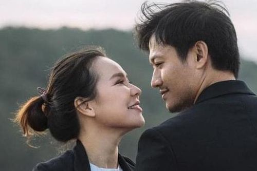 Vợ đại gia hơn 7 tuổi của Quý Bình có động thái lạ trên mạng xã hội