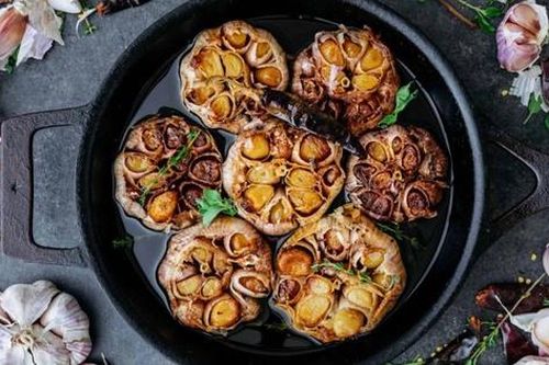 5 lợi ích của tỏi nướng trong mùa đông