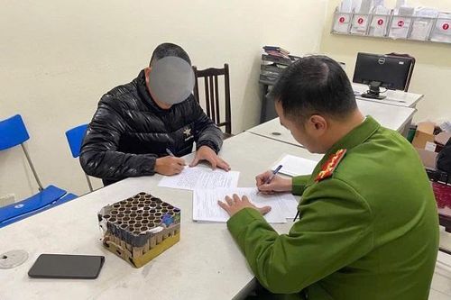 Phạt 7,5 triệu đồng người đốt pháo nổ trái phép