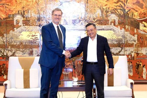Hà Nội và Pháp thúc đẩy hợp tác trên nhiều lĩnh vực