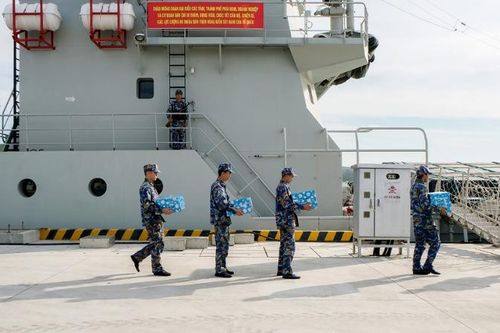 Sắc Xuân của người lính đảo