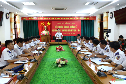 Đoàn công tác Cảnh sát biển Việt Nam làm việc tại Bộ tư lệnh Vùng Cảnh sát biển 4