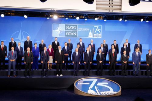 Bài toán khó ông Trump đặt ra cho các nước NATO