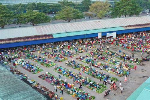 Độc đáo chợ 'chồm hổm' miền Tây