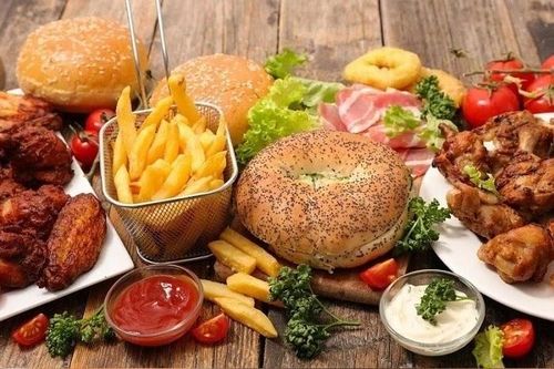 Những bữa ăn lớn sau 5 giờ chiều có thể gây bệnh tiểu đường tuýp 2