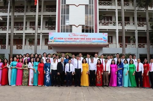 Giáo dục Yên Bái vượt khó